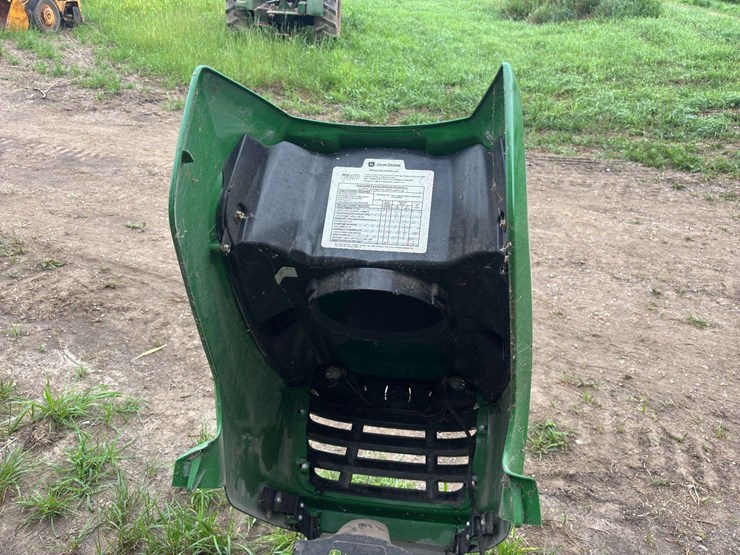 john-deere-x300-image-22