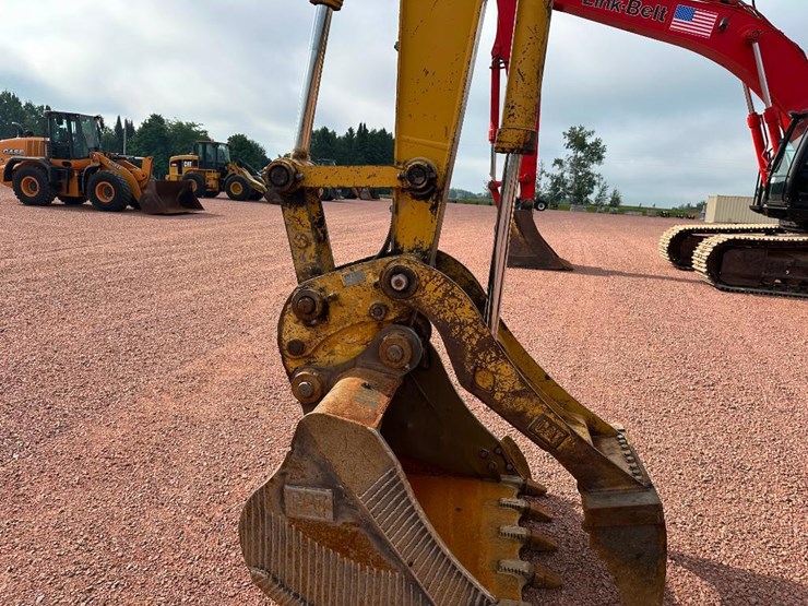 2003-caterpillar-312cl-image-35