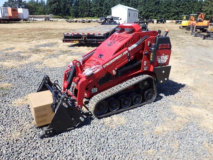 2025-stag-tl425-skid-steer-tracked-loader-image-1