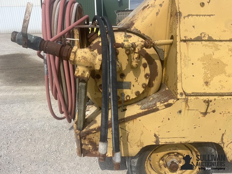 ingersall-rand-dr-365-mobile-air-compressor-image-16