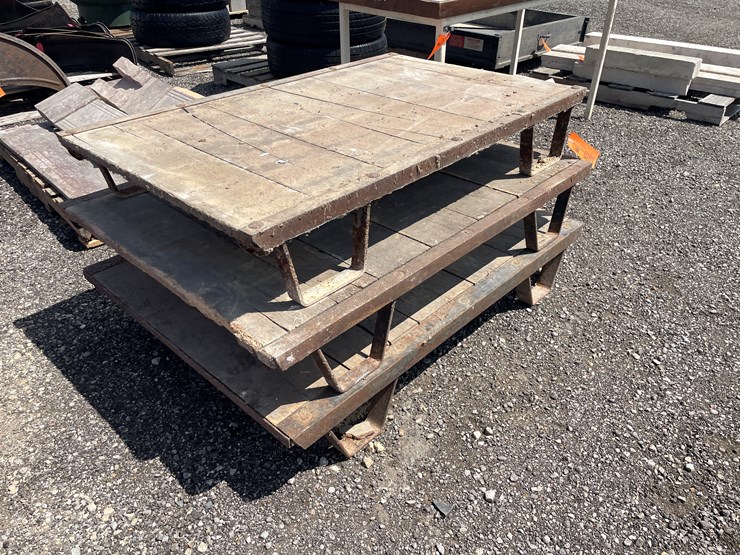 #6336-•-(3)-metal-foot-pallets-image-3