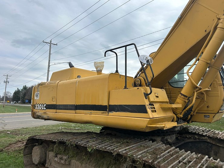 2000-deere-330-lc-image-36