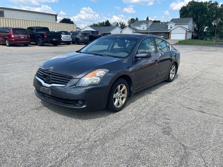 #1297-•-2009-nissan-altima-(no-title)-(of)-image-3