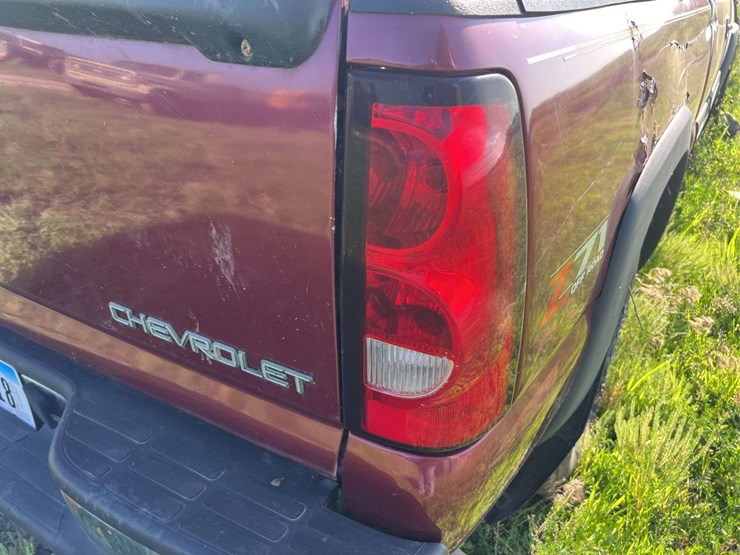extended-cab-chevy-image-35