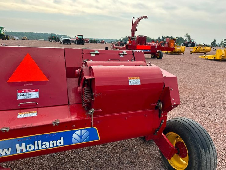 2013-new-holland-fp230-image-11