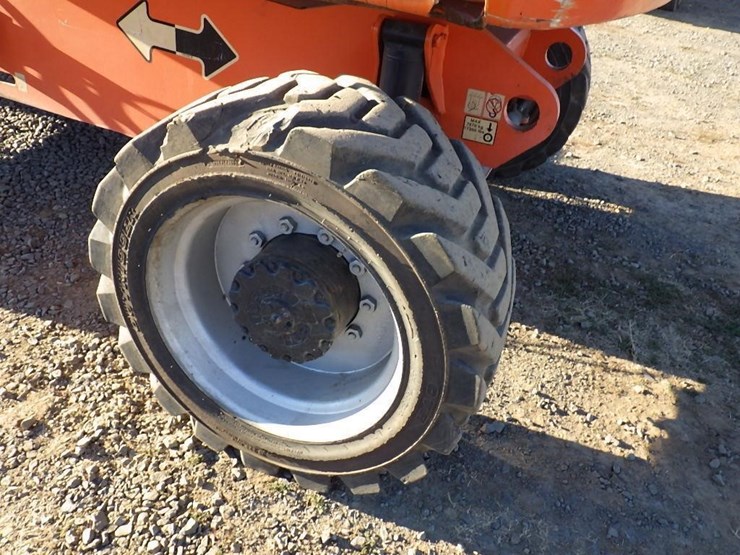 2007-jlg-800s-image-35