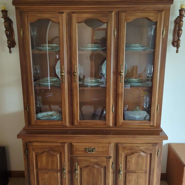 Lighted China Cabinet/Hutch - 77" x 52" x 18"