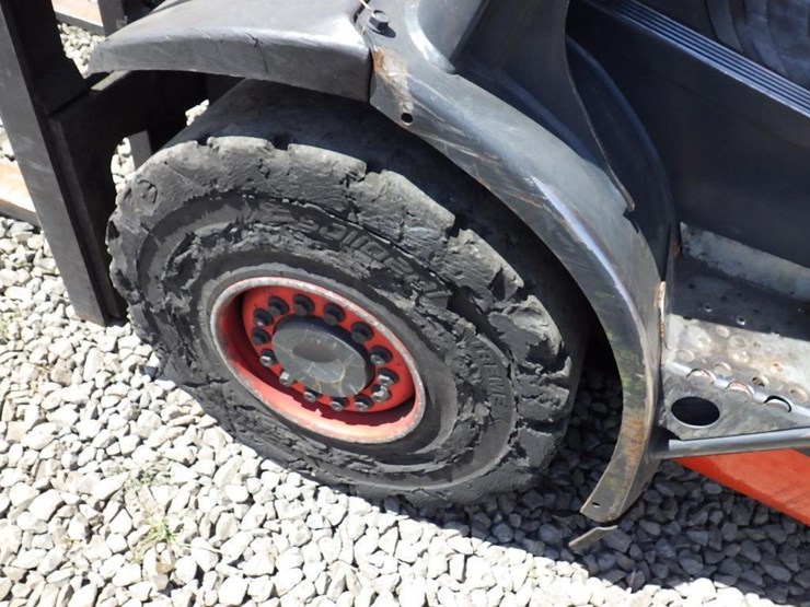 2014-linde-h25-forklift-image-21