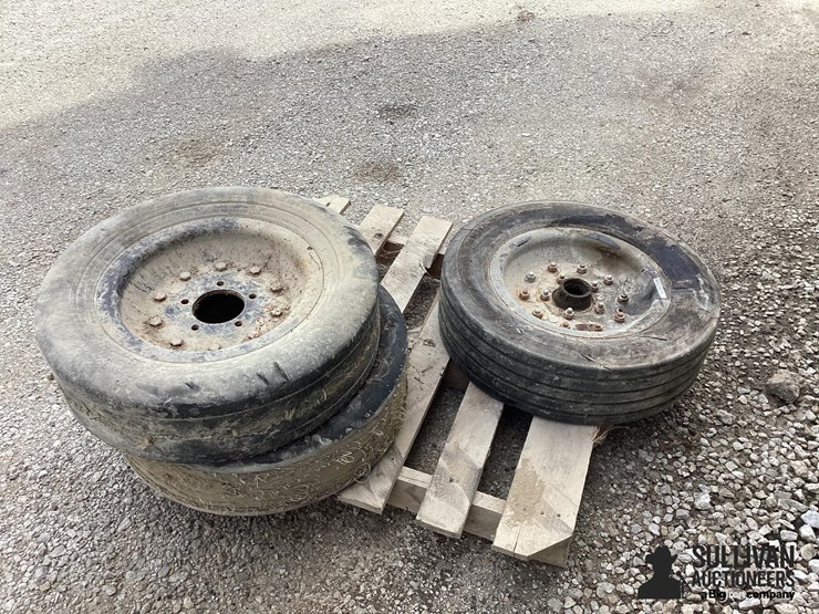 2775x375-14.5-tires-&-rims-image-12