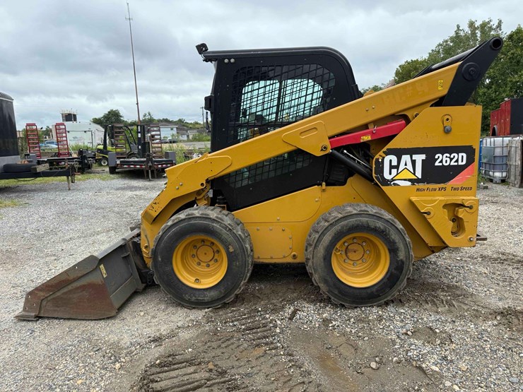 caterpillar-262d-image-1