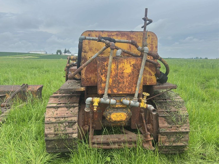 caterpillar-r5-crawler-and-blade-image-5