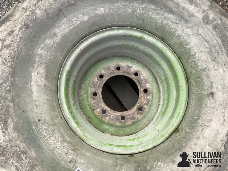 18.4-16-tire-&-rim-image-8