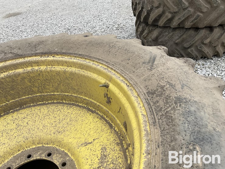 john-deere-10-image-11