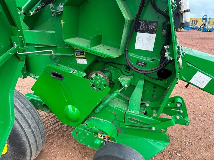 2023-john-deere-450m-image-28