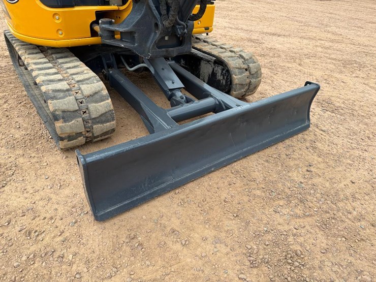 2021-deere-60g-image-29