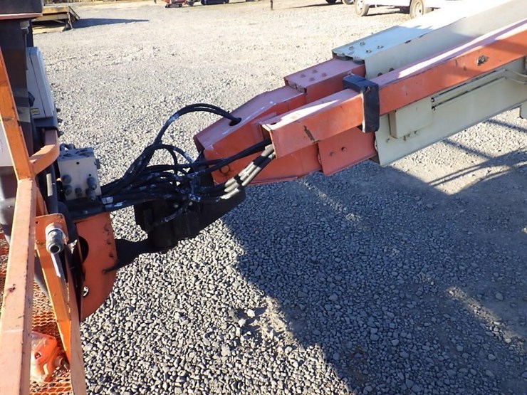 2007-jlg-800s-image-9