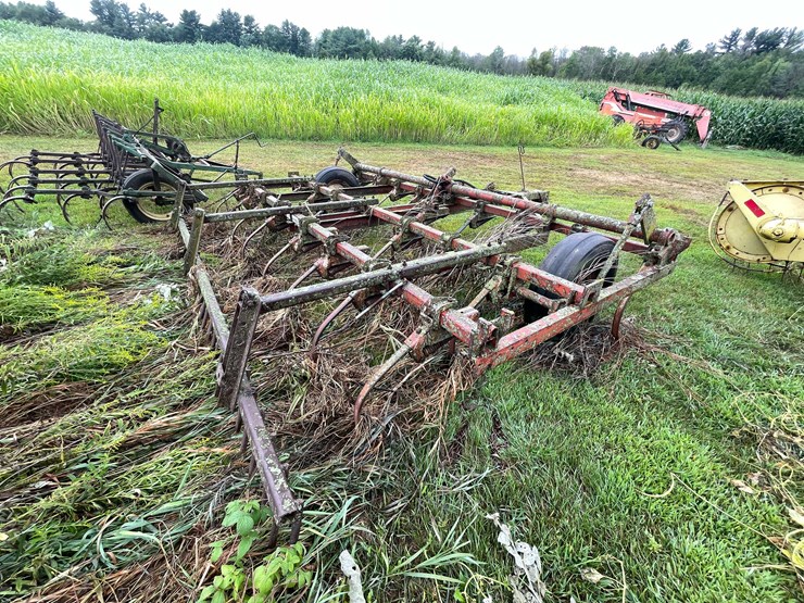 #7453-•-international-harvester-pull-behind-rake-and-cultivator-image-18