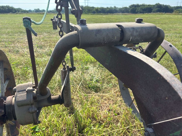 john-deere-subsoiler-image-12