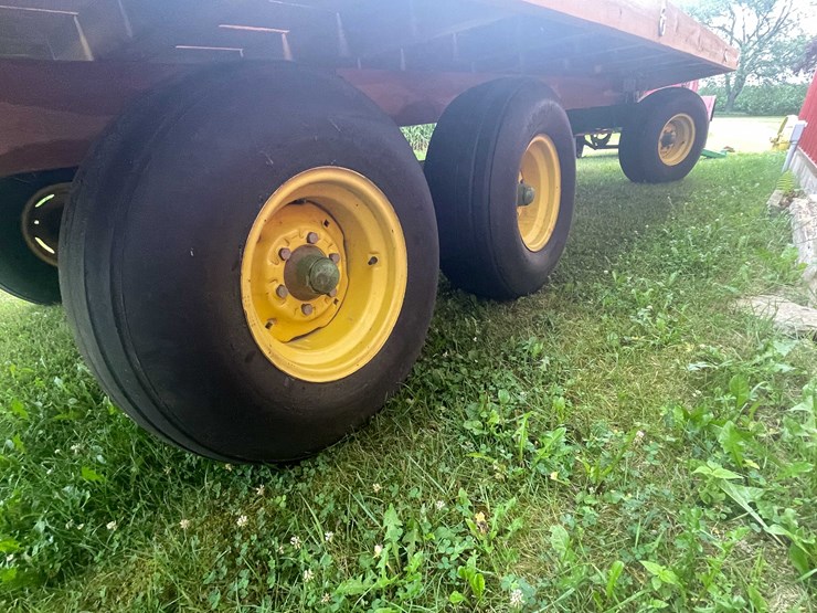 john-deere-1275-image-11