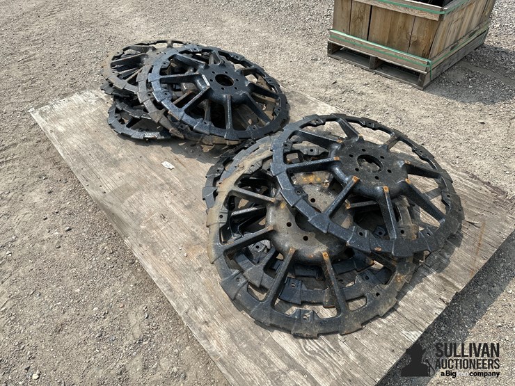 amity-864-sma69580-beet-harvester-wheels-for-amity-lifter-(bid-per-unit)-image-1