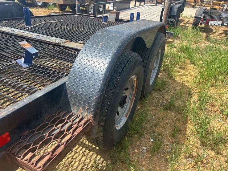 2013-c-&-m-7'-x-20'-t/a-gooseneck-trailer-image-12