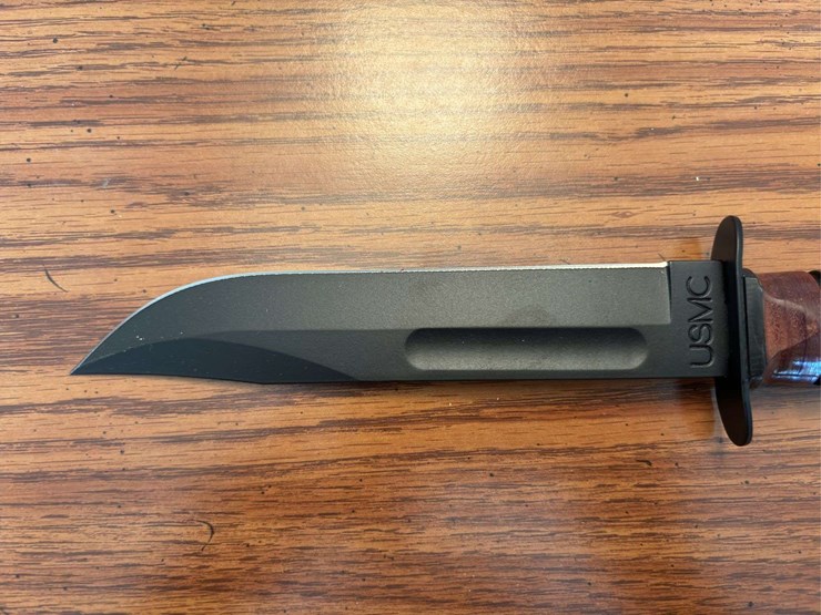 ka-bar-usmc-knife-image-7