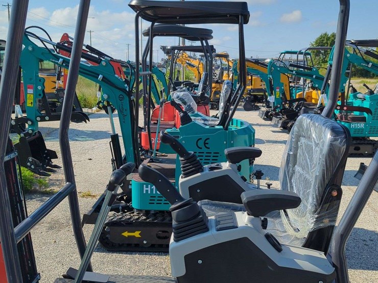 cfg-industrial-mini-excavator---mx15rx---(2025)-image-12