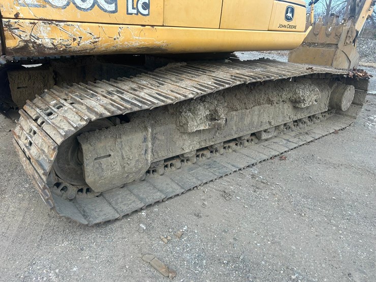 2003-deere-200c-lc-image-29