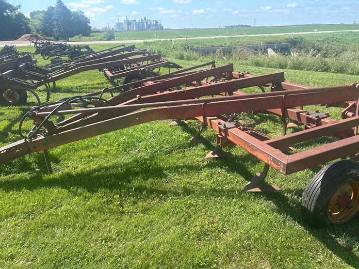 massey-ferguson-14-image-26