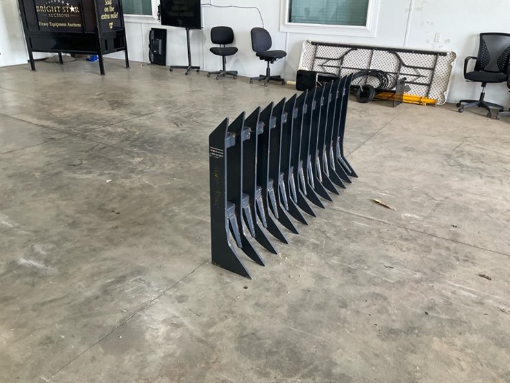 #1407-•-unused-landhonor-skid-steer-root-rake-attachment-image-2