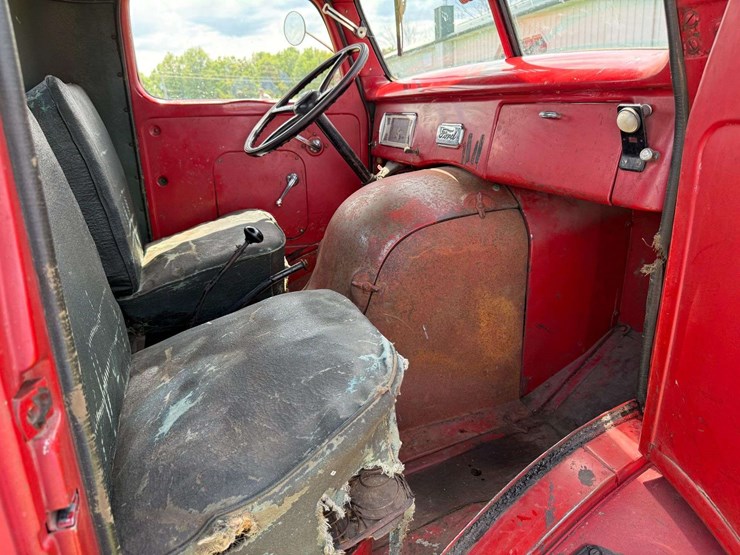ford-custom-pickup-original-paint-image-26