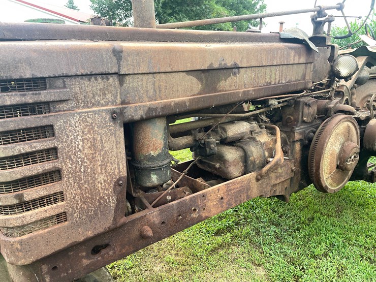 #6682-•-1946-john-deere-parts-tractor-image-20