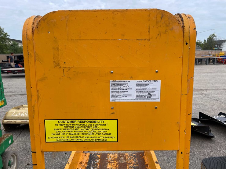 #1369-•-10'-scissor-lift-(o2)-image-5