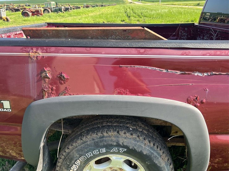 extended-cab-chevy-image-30