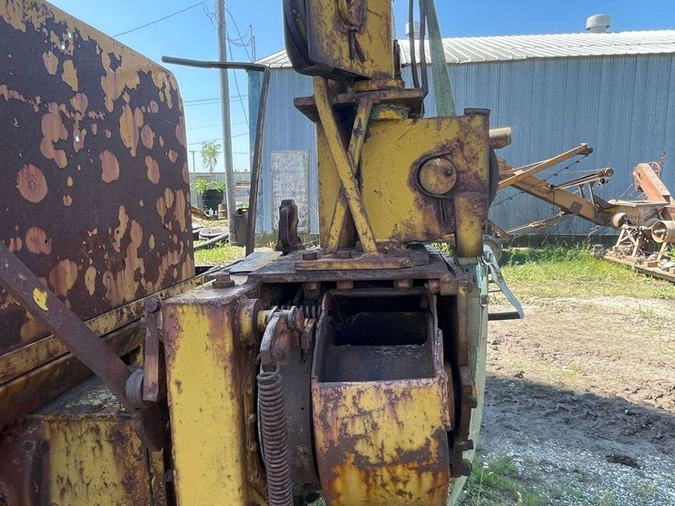 allis-chalmers-l-crawler-image-37