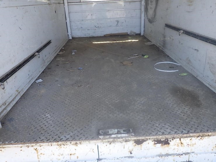 2013-ford-f550-image-9