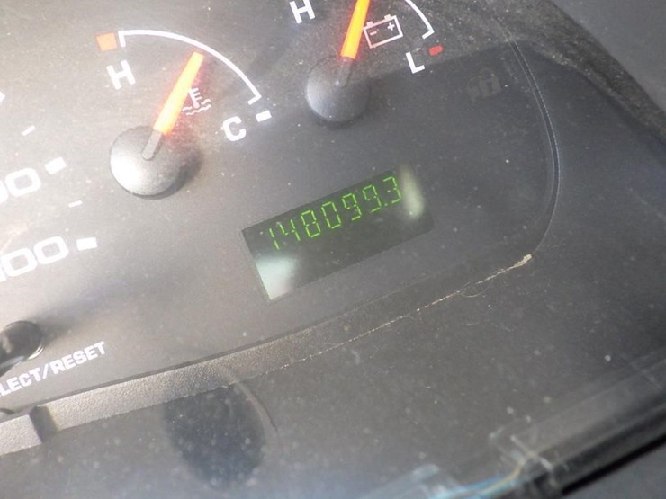 2006-utility-van-image-34