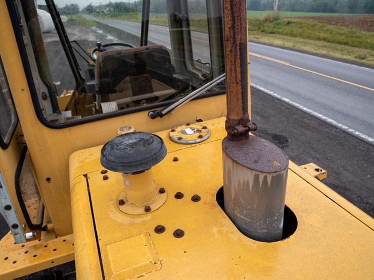 1996-deere-344g-image-16