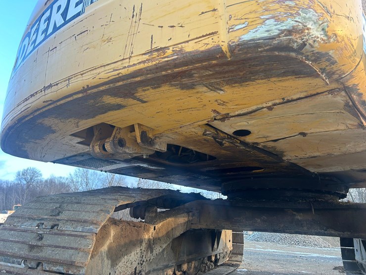 2005-deere-450-lc-image-29
