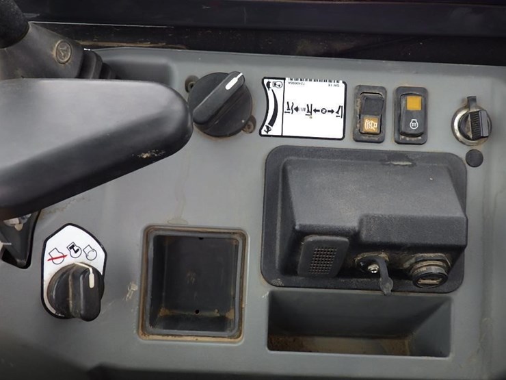 2020-bobcat-e42-image-35