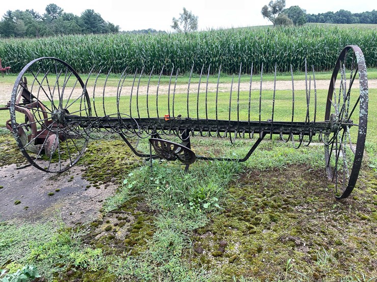 #7493-•-antique-hay-cutter-image-6