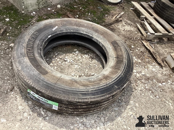 11r24.5-tire-image-2