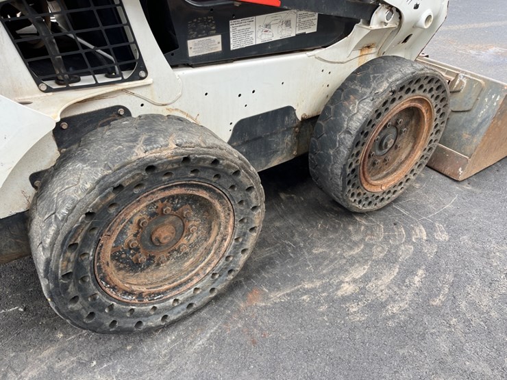 2018-bobcat-s570-image-6