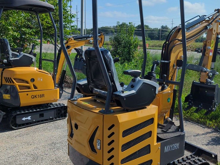 cfg-industrial-mini-excavator---mx12rx-(2025)-image-8