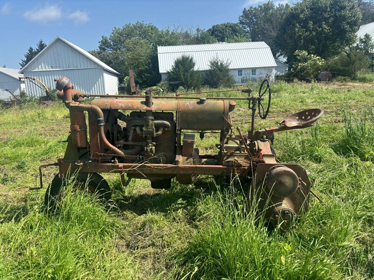 farmall-f30-image-2