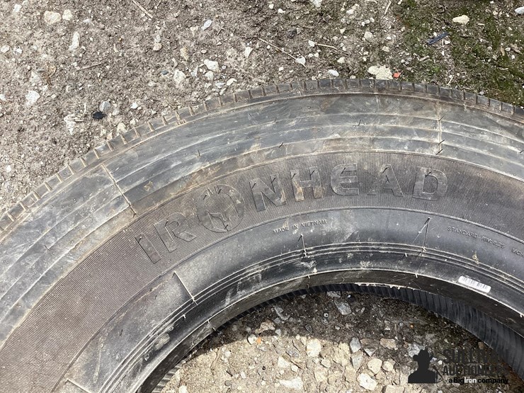 11r24.5-tire-image-11