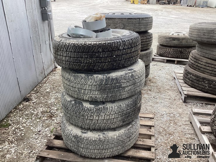 245/75r17-tires-&-rims-image-9