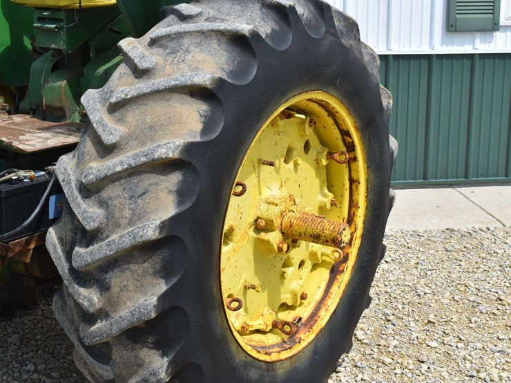john-deere-4020-image-22