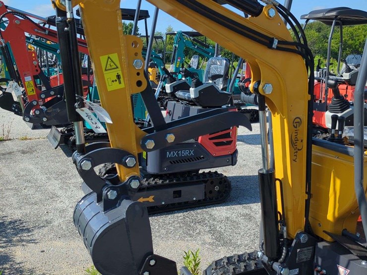 cfg-industrial-mini-excavator---mx12rx-(2025)-image-2