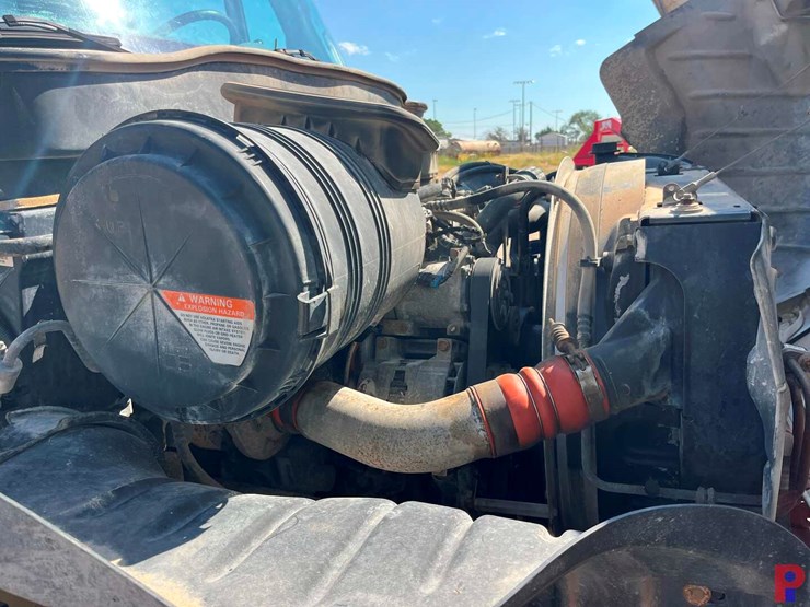 2007-international-durastar-4300-image-7